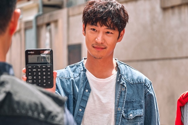 2021上半年人氣韓國電影TOP7！李帝勳《盜墓同盟》爆笑必看、《夢想之地》奪奧斯卡大獎