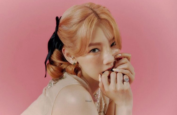 韓熱議「舞台實力最強愛豆」TOP8！Jennie、泫雅、太妍入榜，EXO伯賢高難度轉音成經典