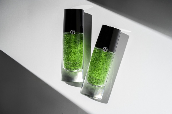 Giorgio Armani 黑曜岩新生奇蹟綠晶萃 30ml，NT.12500 
