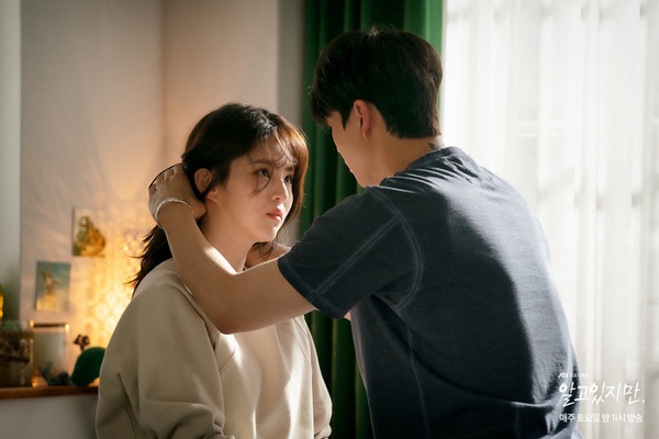 《無法抗拒的他》原作男主更渣！漫畫&劇版5差異，原作他只把娜比當炮友？連男二都渣？