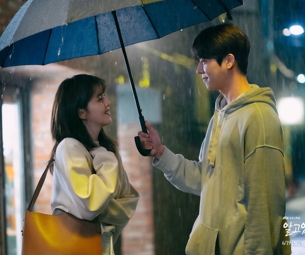 《無法抗拒的他》原作男主更渣！漫畫&amp;劇版5差異，原作他只把娜比當炮友？連男二都渣？