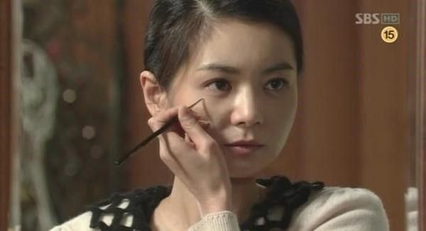 8部狗血劇傳奇名作!《上流戰爭》狗血至尊、「泡菜打臉」來自這裡,而這部收視竟達49%