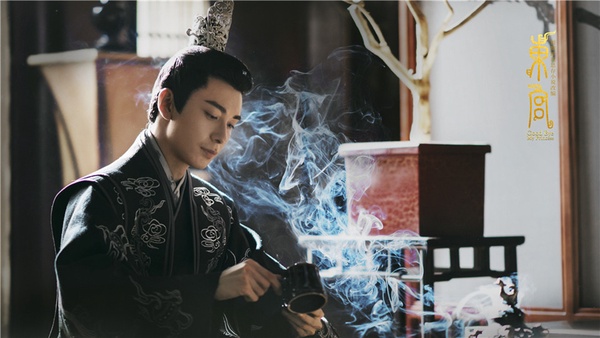 「95後人氣陸劇男星」資源PK 7：陳星旭《一見傾心》、《山河表里》、《星落凝成糖》待播
