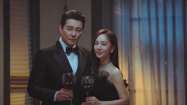 Netflix《婚詞離曲》出軌渣夫經典話術！「我就像未熟成的韓式泡菜，還有成長空間」根本巨嬰！