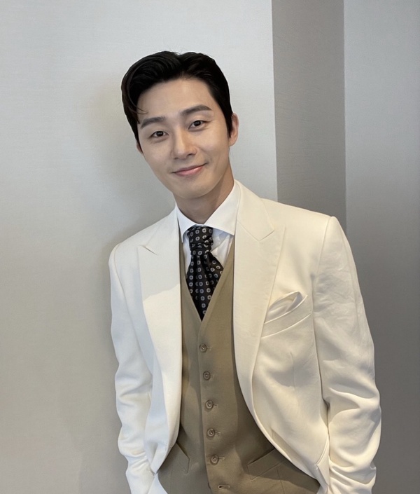 韓版《想見你》再引發選角熱議！金智媛演「黃雨萱」提名最多，想看朴敘俊演「莫俊傑」