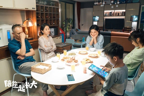 2021上半年陸劇「抖音播放量」TOP 4：《陪你一起長大》總播放量67.3億