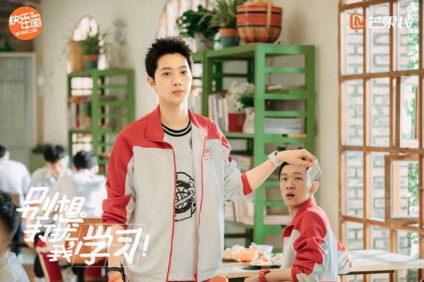 偶像男團轉型演員的陸劇資源PK 8：賴冠霖《愛情應該有的樣子》待播
