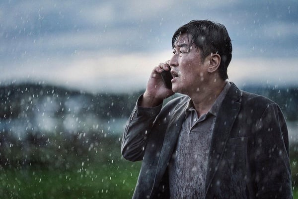 韓國首部空難片《緊急迫降》來了！陣容超強《寄生上流》的爸爸還有《夫婦的世界》的他
