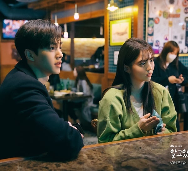 Netflix《無法抗拒的他》漫畫6個秘密！漫畫早就暗示宰彥&amp;娜比沒好結局？韓素希竟然是男二派？
