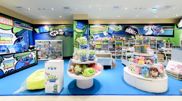 2021夏季快閃店總整理！飛天小女警、三眼怪、Hello Kitty等6大角色快閃店齊發