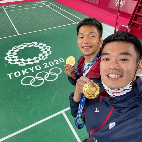 【2021東京奧運】「麟洋配」超甜金句！王齊麟、李洋：「我們國中就看對眼了」、「搭檔本來就像情侶一樣」求原地結婚！