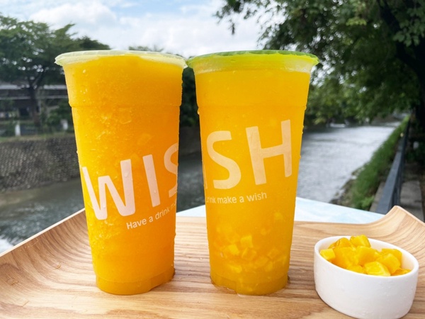 9家手搖杯「8月外帶外送優惠」買一送一、配料免費加等，麻古茶坊、CoCo等都有優惠