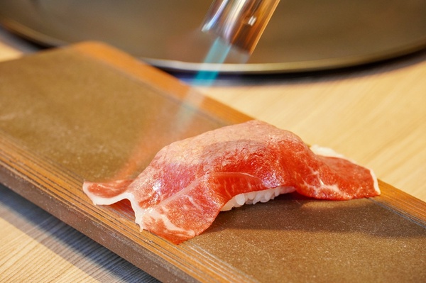 和牛吃到飽再+1！馬辣新品牌「涮樂和牛鍋物」399元起吃到飽！頂級肉、和牛壽司任吃！