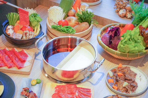 和牛吃到飽再+1！馬辣新品牌「涮樂和牛鍋物」399元起吃到飽！頂級肉、和牛壽司任吃！