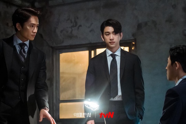 2021有線台收視Top10！《機醫》第三，《婚詞離曲2》打敗《文森佐》，狗血到順玉都輸了