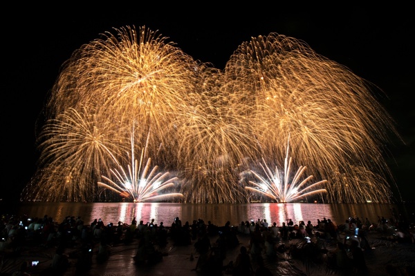 穿浴衣逛水族館、賞花火！Xpark水族館一週年變身日本夏日祭典，還可玩破西瓜、釣水球