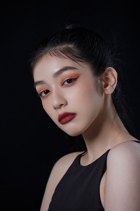 七夕情人節畫什麼妝去約會？氣質小姊姊，歐美辣妹妝或潮酷女友妝，教你簡單輕鬆畫！