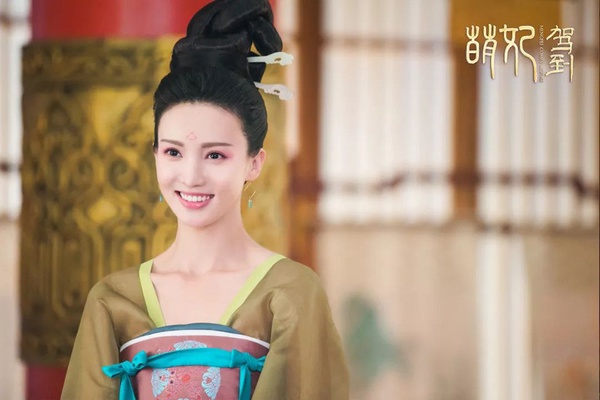 《你是我的榮耀》演員古裝造型2：金晨 飾演 夏晴
