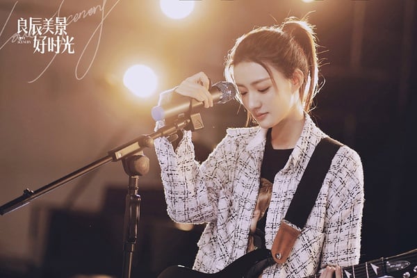 9位「演大明星」的陸劇女星！迪麗熱巴美豔動人，張予曦性感，她卻被嫌顏值不配演明星