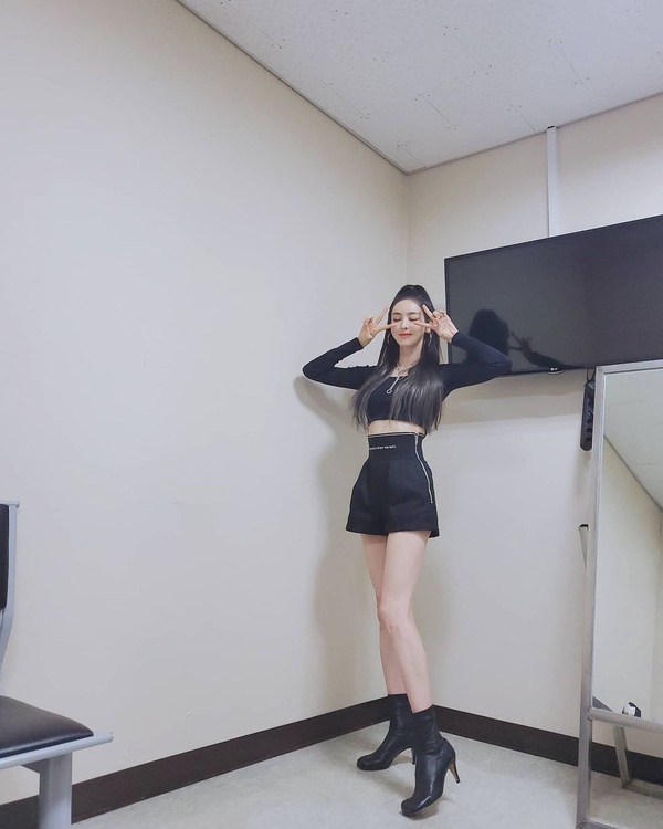 腰瘦到逆天的女星！《上流戰爭》41歲金素妍腰比恩星還細？她51cm細腰和別人頭圍一樣大