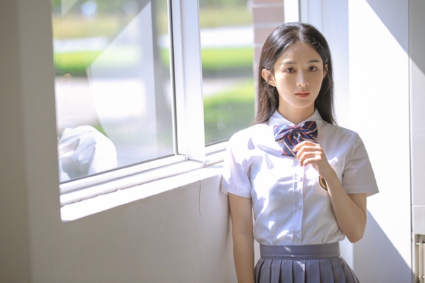 2021富比士中國名人榜TOP 10！趙麗穎第七、楊冪第四、王一博第二，冠軍連續兩年霸榜
