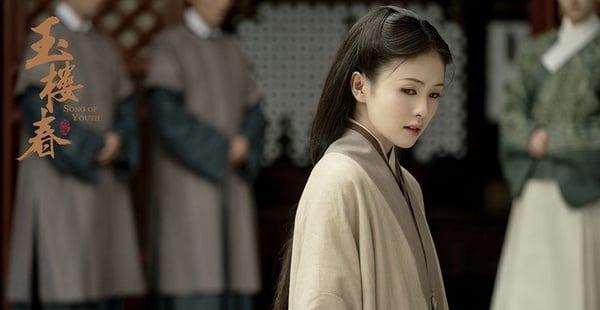 白鹿9個古裝造型！《周生如故》甜美、《玉樓春》優雅，《招搖》霸氣邪媚最經典