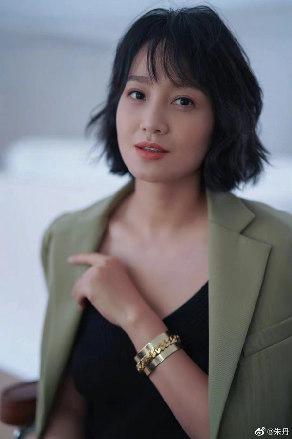 張雨綺為愛槓上節目組！網議5位演藝圈「戀愛腦女星」，影后馬思純也被爆戀上渣男！