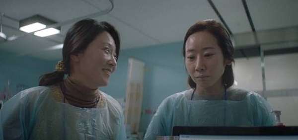 Netflix《機智醫生生活2》讓「器官捐贈」人數翻11倍！劇中隱藏4議題，碩亨看破家屬真面目，這幕超諷刺