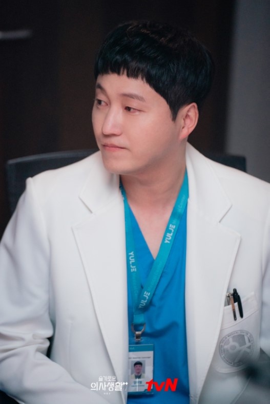 Netflix《機智醫生生活2》讓「器官捐贈」人數翻11倍！劇中隱藏4議題，碩亨看破家屬真面目，這幕超諷刺