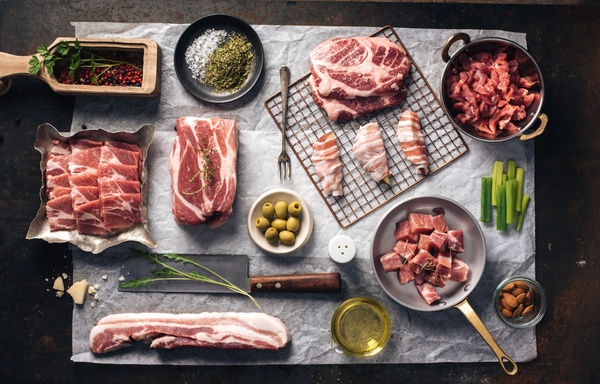 中秋烤肉食材宅配推薦！Costco新上架「中秋海鮮燒烤組」、王品集團「烤肉禮盒」超推！