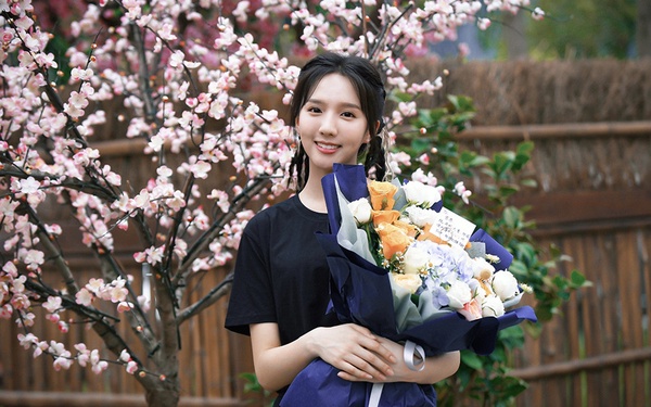 9位「同齡不同命」陸劇女星！趙露思晉升頂流，程瀟有資源沒演技，孟美岐有人氣沒資源