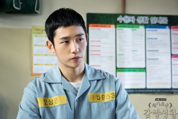 關於《雪降花》丁海寅的6件事!被封為「國民年下男」,曾因巧克力腹肌登熱搜