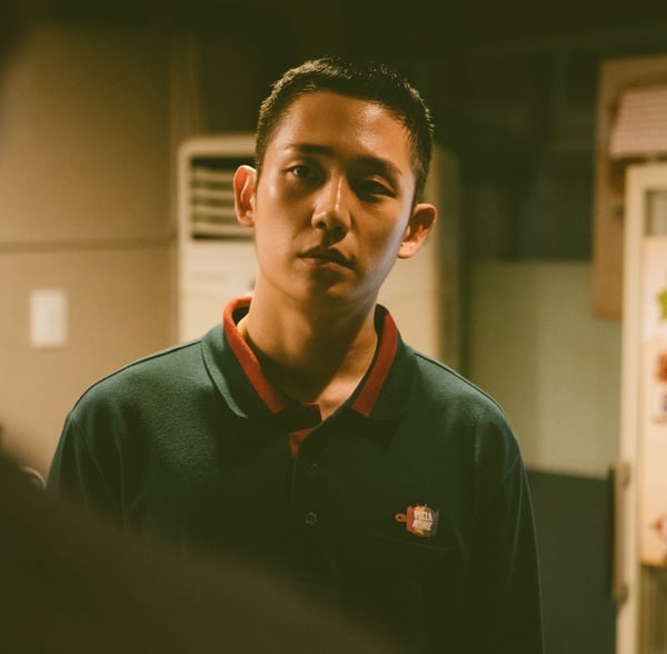 Netflix韓劇《D.P：逃兵追緝令》好多熟面孔！她和秀智好像，還隱藏《雅信傳》首領&amp;《機醫》政源哥！