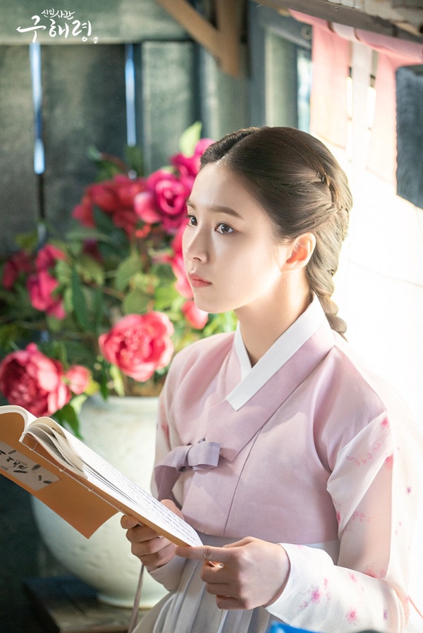 「古裝比時裝更美」韓劇女星！金裕貞《紅天機》造型不輸《雲畫》，韓素希古裝美得驚人