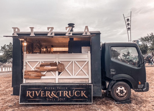 台北行動餐車推薦5:River&Truck披薩車