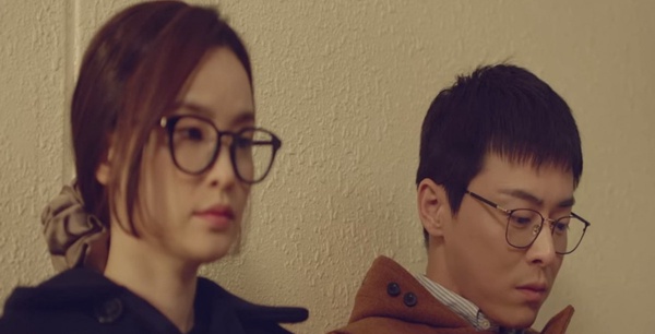Netflix《機智醫生生活2》翊晙頌和隱藏高甜細節！不只頌和，翊晙也一見鍾情？接吻後這動作甜哭！