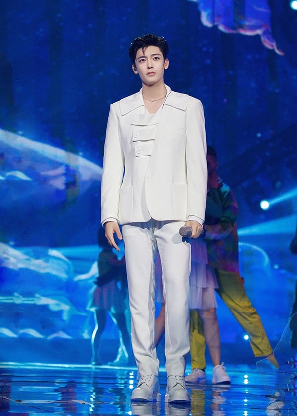 身高不到180的陸劇男星8：侯明昊 官方身高179公分