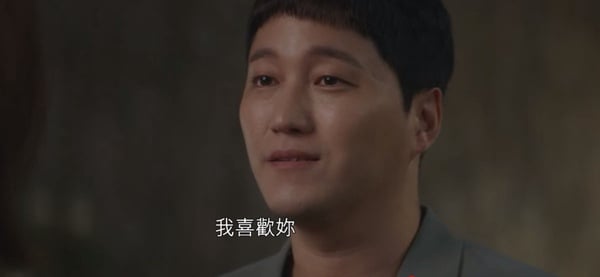 Netflix《機智醫生生活2》碩亨早就喜歡敏荷！大小熊愛情細節解析，敏荷治癒了他，這2幕是關鍵轉變
