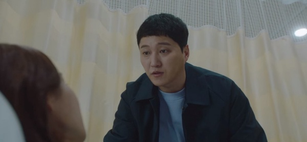 Netflix《機智醫生生活2》碩亨早就喜歡敏荷！大小熊愛情細節解析，敏荷治癒了他，這2幕是關鍵轉變