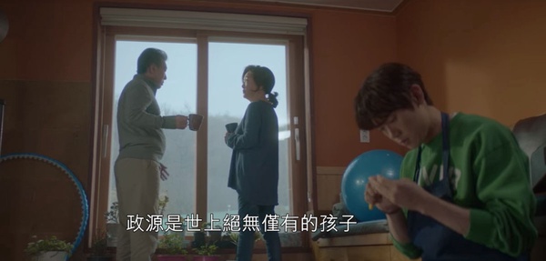 《機智醫生2》8個對比！婆婆&親媽對比超諷刺，翊頌告白前後、冬天帶後輩都藏絕妙對比