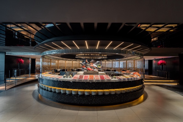 飯店吃到飽強勢回歸！台北晶華栢麗廳、喜來登十二廚開吃，戰斧牛排、爐烤肋眼通通有