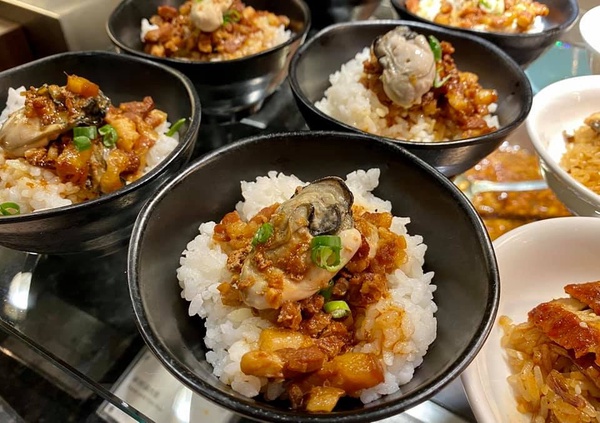 飯店吃到飽強勢回歸！台北晶華栢麗廳、喜來登十二廚開吃，戰斧牛排、爐烤肋眼通通有