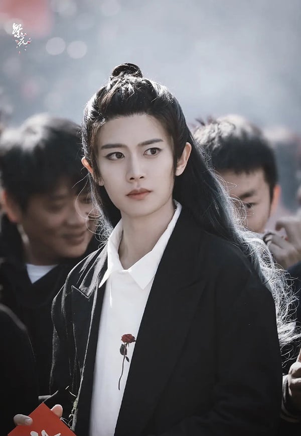 古裝劇 男星束髮vs披髮1：任嘉倫