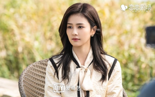 《一生一世》白鹿妝容重點！底妝不上全臉是關鍵，「高級灰棕眼妝」這樣畫消腫不顯髒