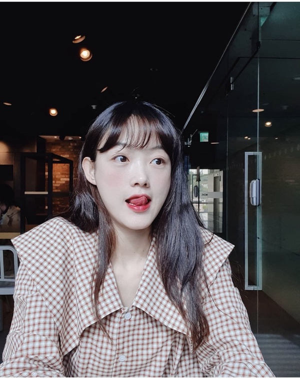 《大力女子姜南順》李瑜美私服穿搭大公開！百搭格紋單品、休閒帽T也能有時髦感