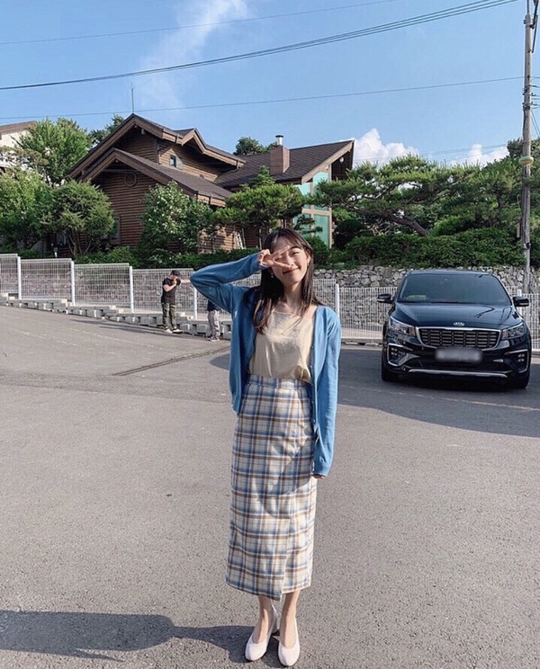 《大力女子姜南順》李瑜美私服穿搭大公開！百搭格紋單品、休閒帽T也能有時髦感
