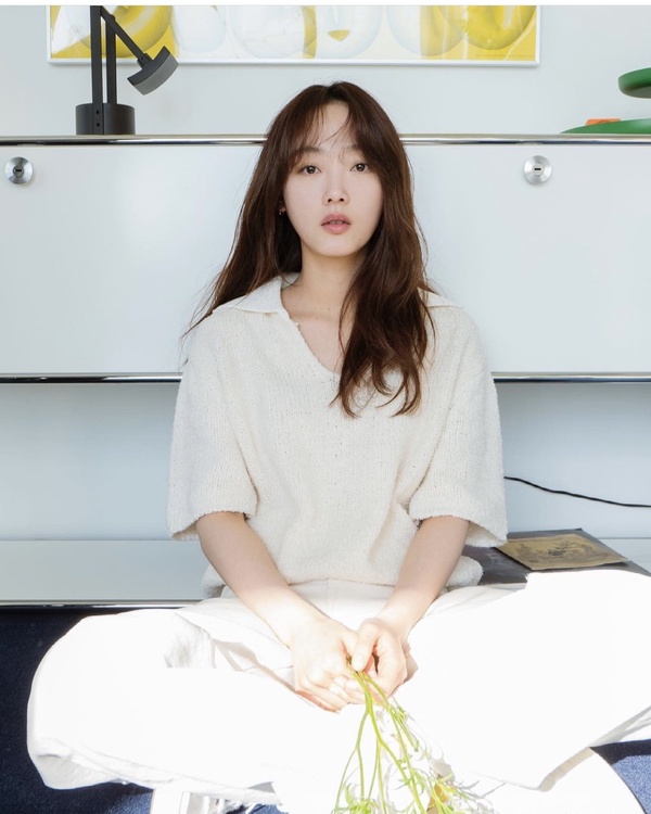 《大力女子姜南順》李瑜美私服穿搭大公開！百搭格紋單品、休閒帽T也能有時髦感