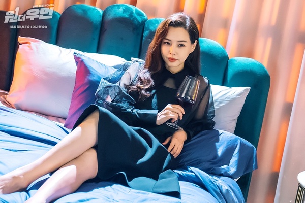 9月韓劇影響力指數Top5！《One the Woman》是黑馬劇，《海岸村恰恰恰》第二，冠軍是它