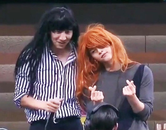 《機智醫生生活2》曹政奭女裝超瘋！男星破格女裝照，孔劉好衝擊、金宣虎朴寶劍超美，金秀賢女裝像秀智？