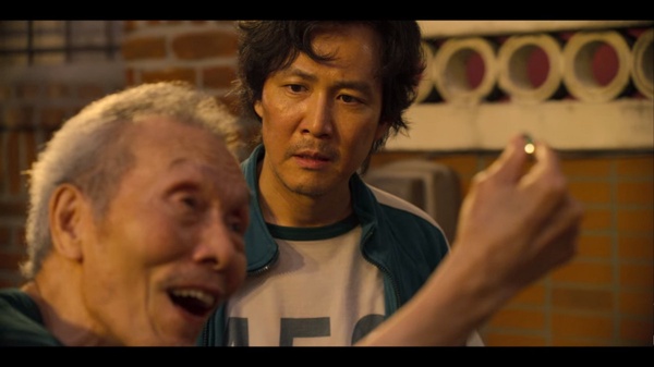 《魷魚遊戲》玩彈珠凸顯人性醜惡！5片段刻劃人性，智英故意輸掉，對比尚佑那組超諷刺